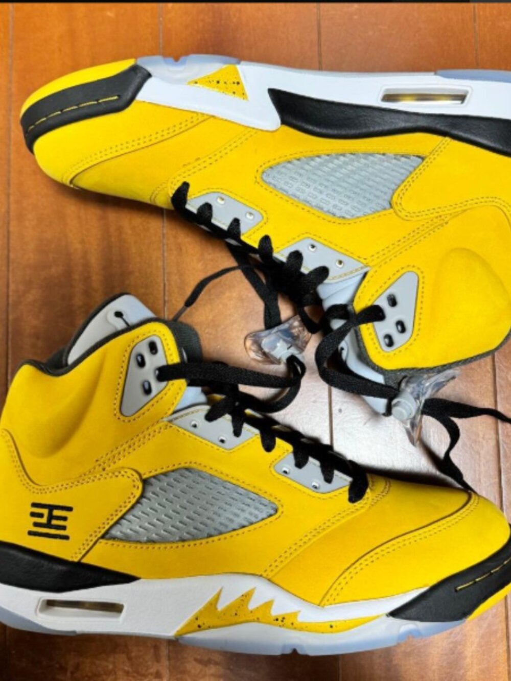 Nike Air Jordan 5 Tokyo 2025